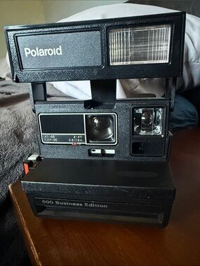 Polaroid 600 “Business Edition”